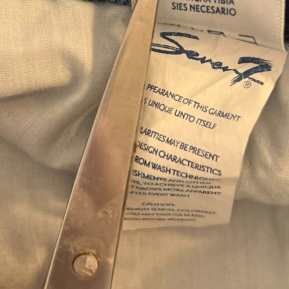 Seven7 Woman's Plus-Size Weekend Destressed Raw Hem Jean Shorts Sz 14 - Picture 7 of 7